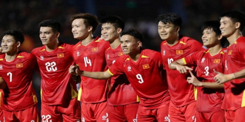 Việt Nam tăng 5 bậc trên BXH FIFA
